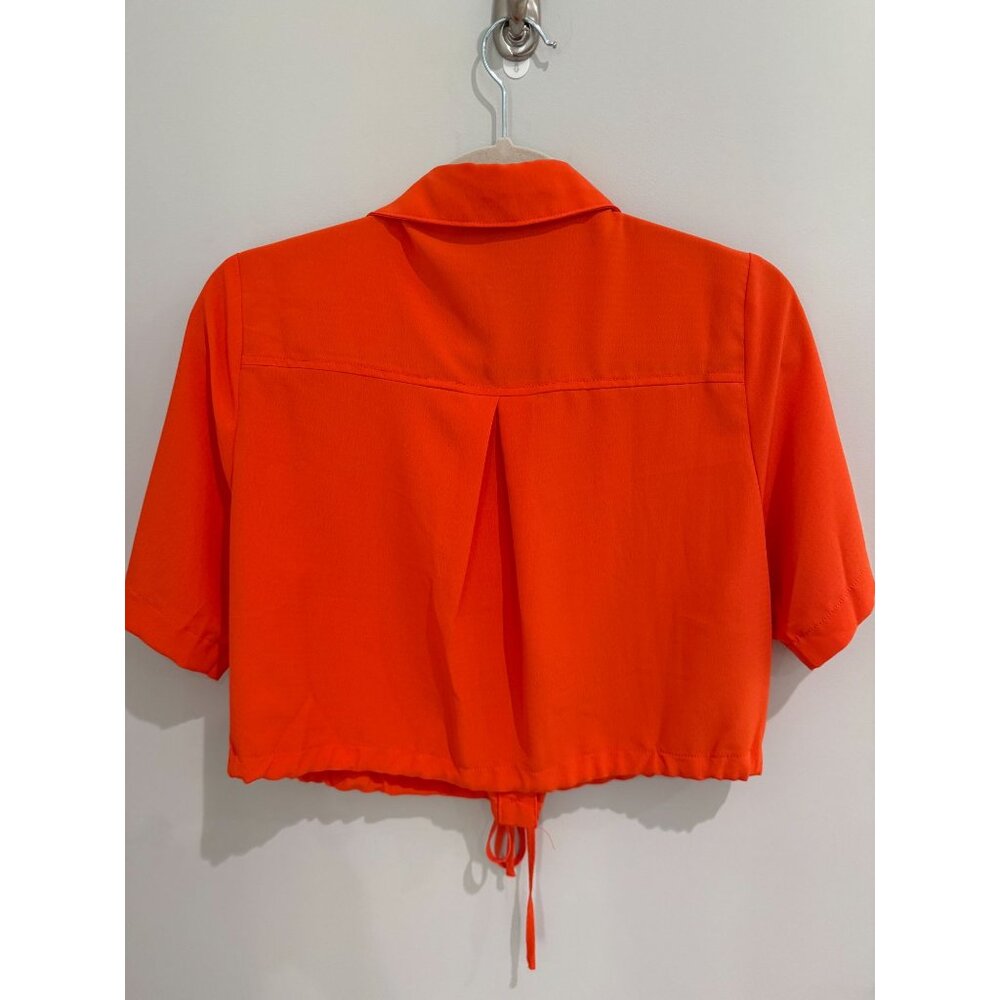 Lulus Drawstring Waist Cropped Button-Up, size me… - image 9